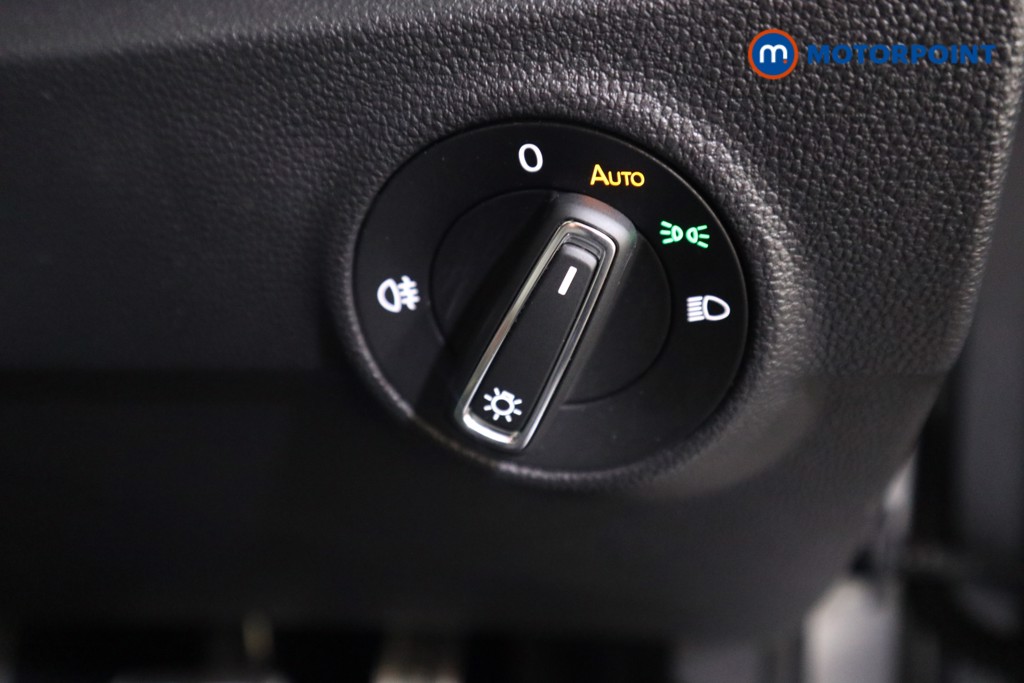 Volkswagen T-Roc R-Line Automatic Petrol SUV - Stock Number (1579097) - 9th supplementary image
