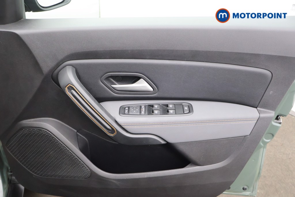 Dacia Duster Extreme Manual Petrol SUV - Stock Number (1579255) - 6th supplementary image