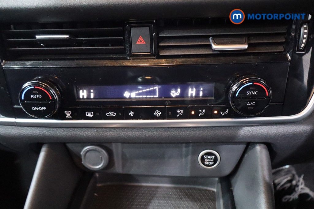 Nissan Qashqai N-Connecta Manual Petrol SUV - Stock Number (1579351) - 17th supplementary image
