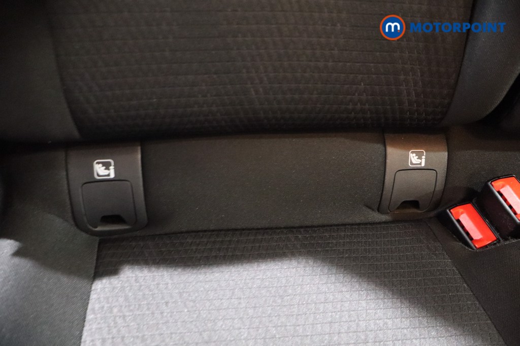 Nissan Qashqai N-Connecta Manual Petrol SUV - Stock Number (1579351) - 25th supplementary image
