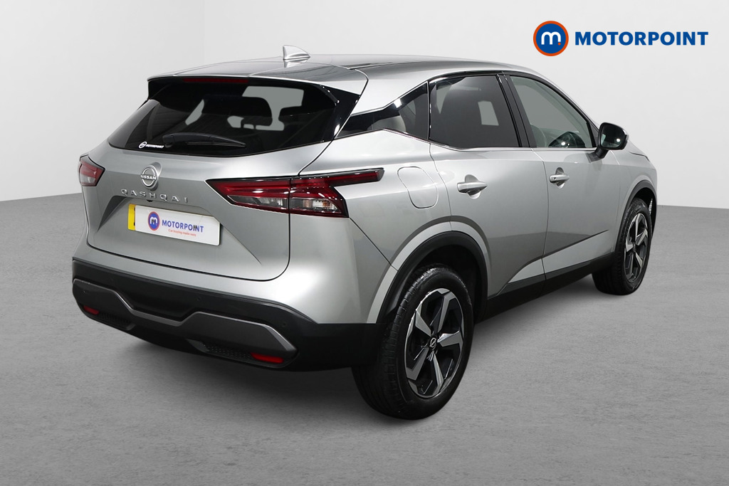 Nissan Qashqai N-Connecta Manual Petrol SUV - Stock Number (1579351) - Drivers side rear corner