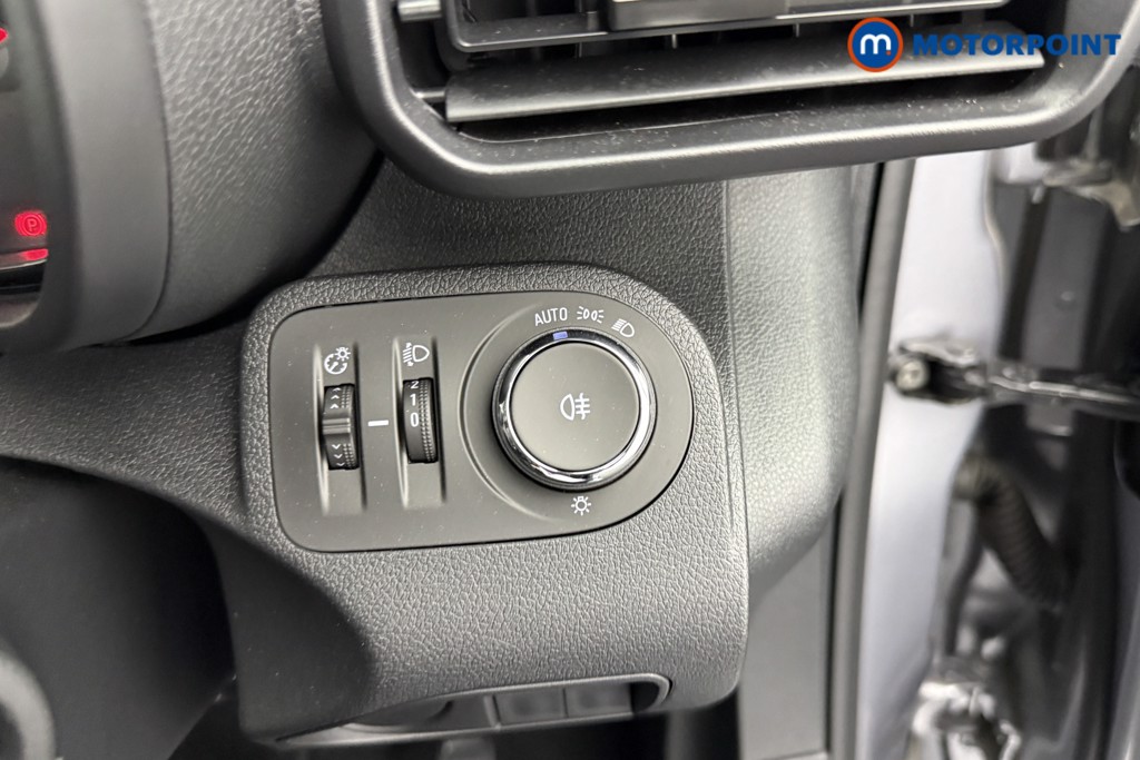 Vauxhall Combo Cargo Prime Automatic Electric Panel Van - Stock Number (1579621) - 13th supplementary image