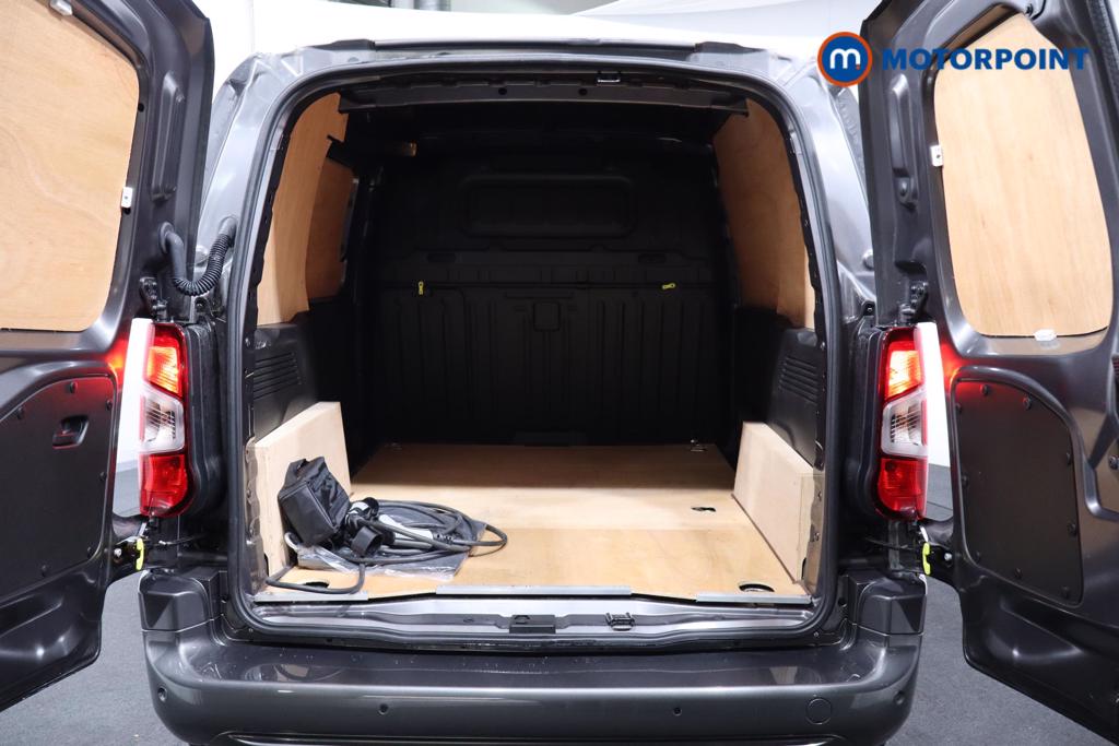 Vauxhall Combo Cargo PRO Automatic Electric Panel Van - Stock Number (1579623) - 19th supplementary image