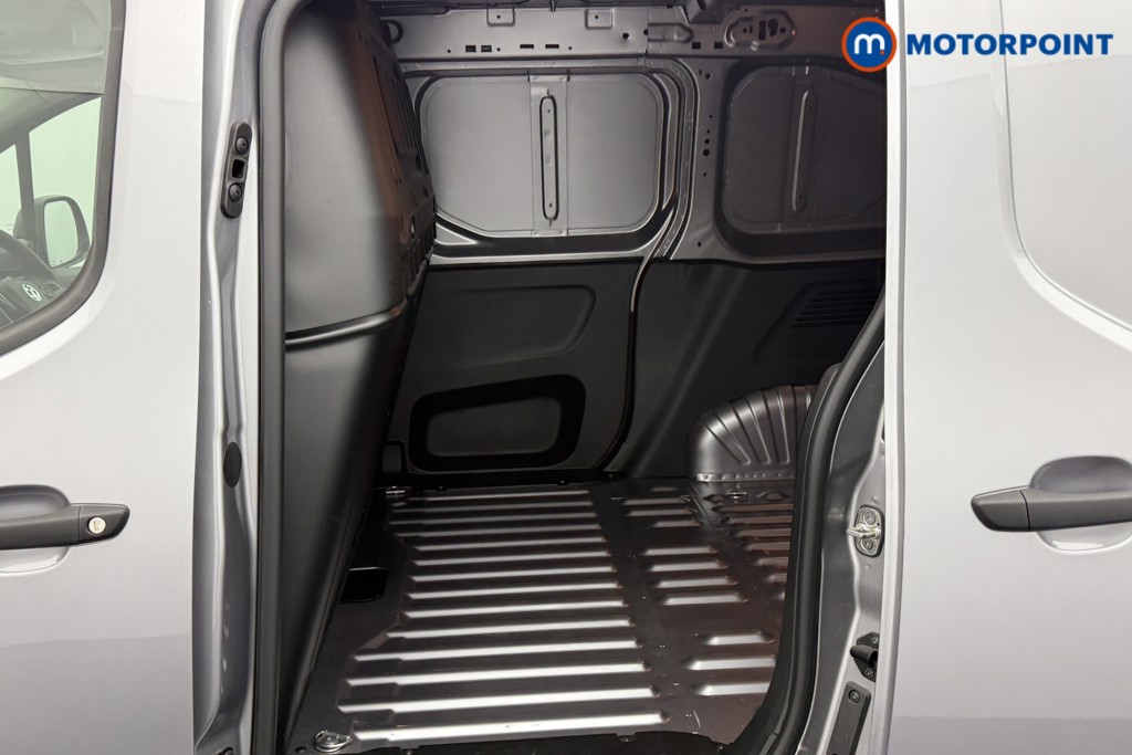 Vauxhall Combo Cargo Prime Automatic Electric Panel Van - Stock Number (1579633) - 16th supplementary image