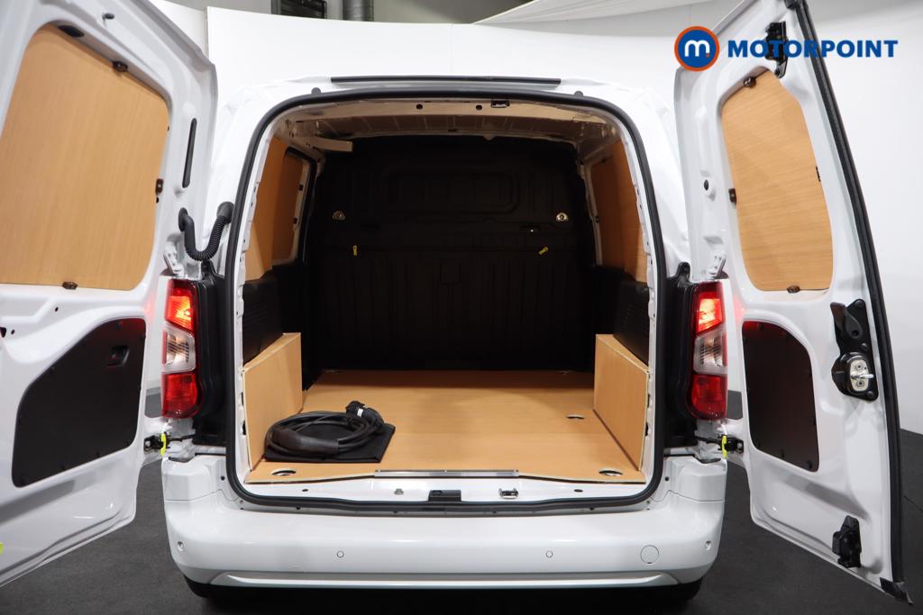 Vauxhall Combo Cargo PRO Automatic Electric Panel Van - Stock Number (1579642) - 19th supplementary image
