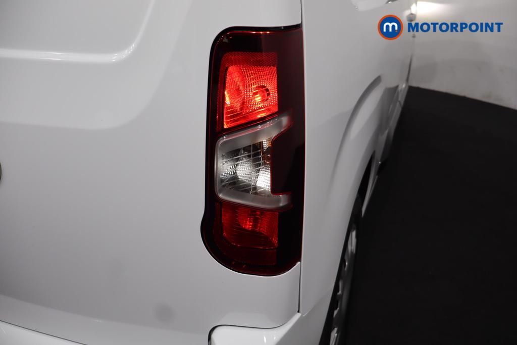 Vauxhall Combo Cargo PRO Automatic Electric Panel Van - Stock Number (1579642) - 28th supplementary image