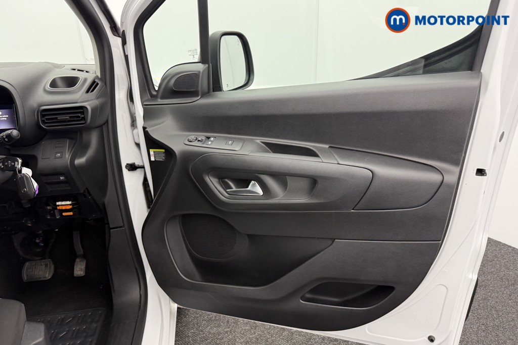Vauxhall Combo Cargo PRO Automatic Electric Panel Van - Stock Number (1579649) - 15th supplementary image