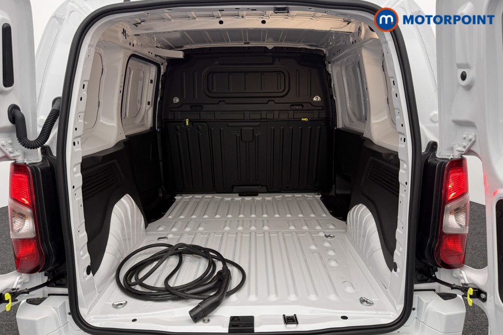 Vauxhall Combo Cargo PRO Automatic Electric Panel Van - Stock Number (1579649) - 18th supplementary image