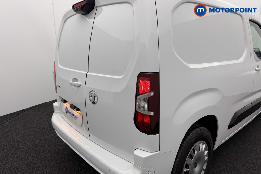 Vauxhall Combo Cargo PRO Automatic Electric Panel Van - Stock Number (1579649) - 20th supplementary image