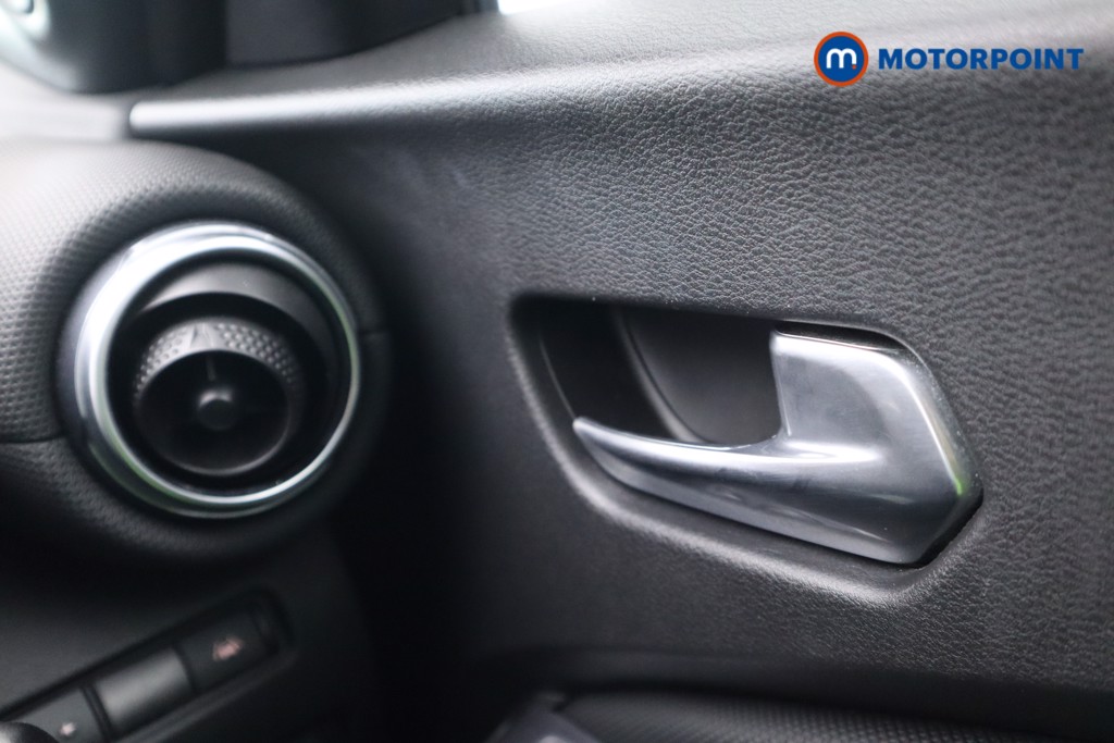 Nissan Juke Acenta Automatic Petrol SUV - Stock Number (1579662) - 9th supplementary image