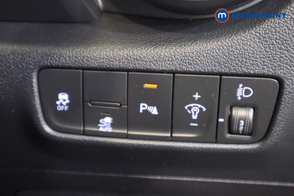 Hyundai Kona Premium Automatic Electric SUV - Stock Number (1579751) - 16th supplementary image