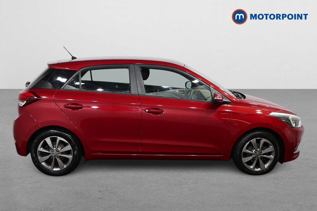 Hyundai I20 SE Manual Petrol Hatchback - Stock Number (1579890) - Drivers side
