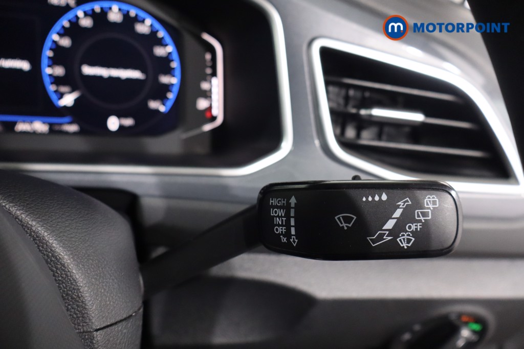 Volkswagen T-Roc Style Automatic Petrol SUV - Stock Number (1579992) - 19th supplementary image