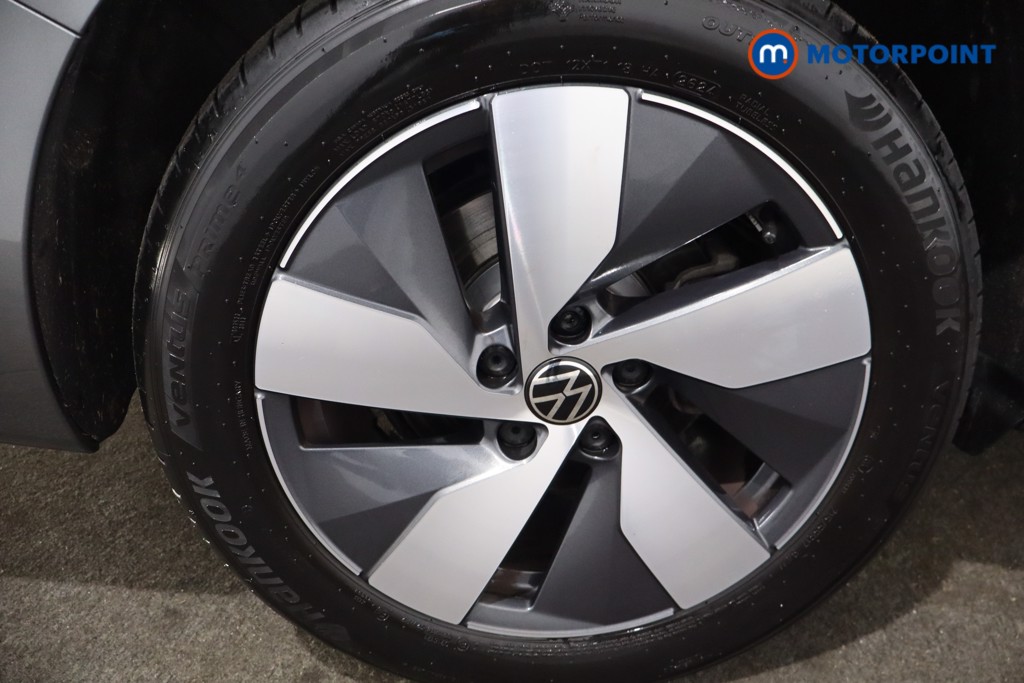 Volkswagen Passat Life Automatic Petrol Plug-In Hybrid Estate - Stock Number (1580117) - 9th supplementary image