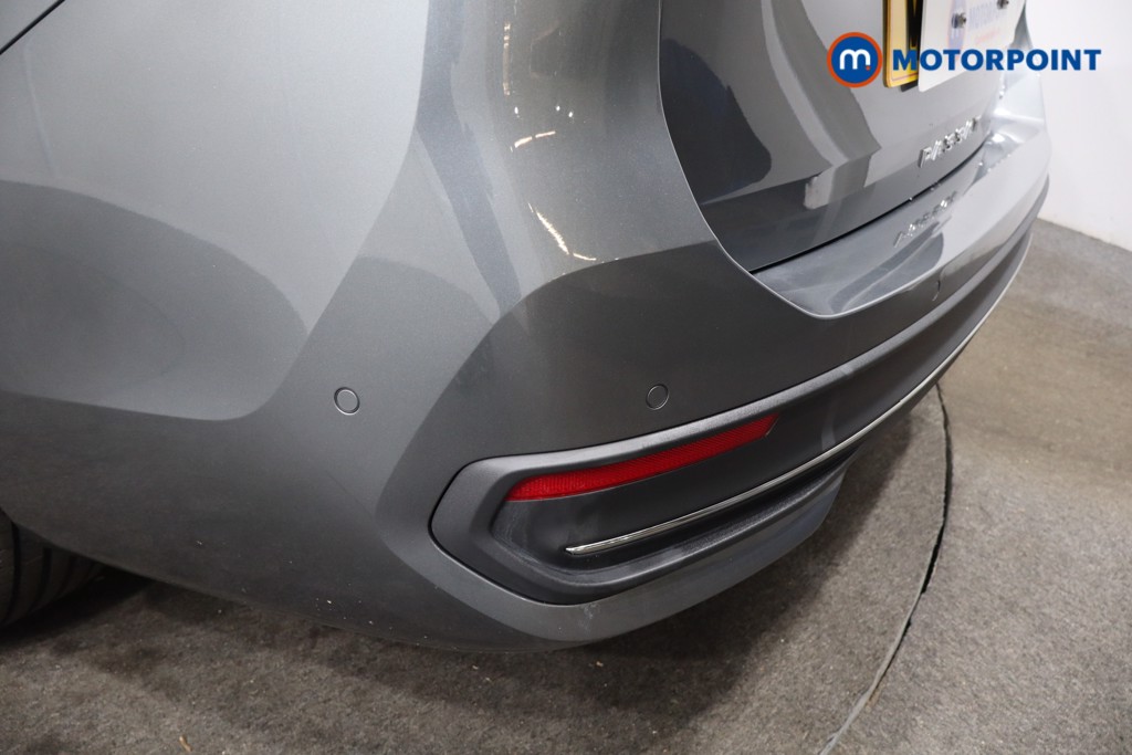 Volkswagen Passat Life Automatic Petrol Plug-In Hybrid Estate - Stock Number (1580117) - 35th supplementary image