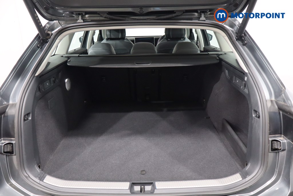 Volkswagen Passat Life Automatic Petrol Plug-In Hybrid Estate - Stock Number (1580117) - 40th supplementary image