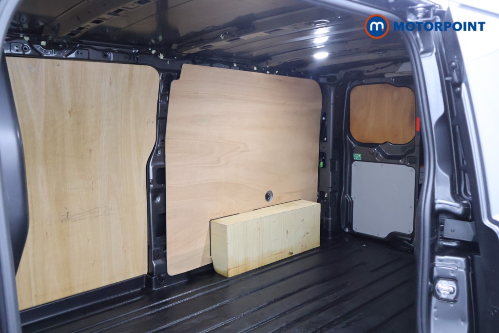 Ford Transit Custom Limited Manual Diesel Panel Van - Stock Number (1580147) - 13th supplementary image