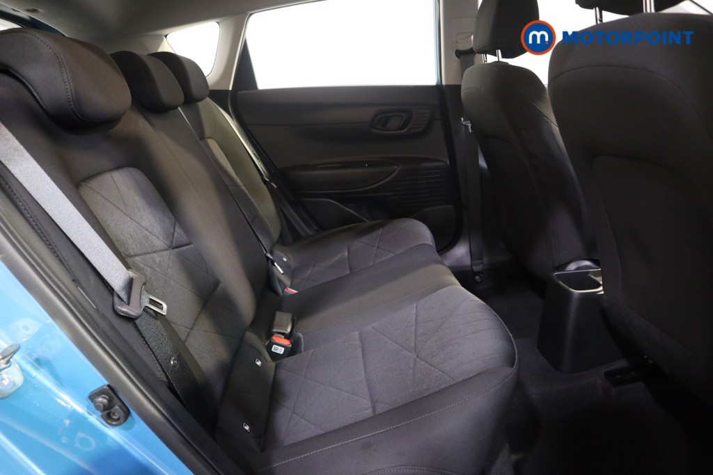 Hyundai Bayon Se Connect Manual Petrol-Electric Hybrid SUV - Stock Number (1580235) - 12th supplementary image