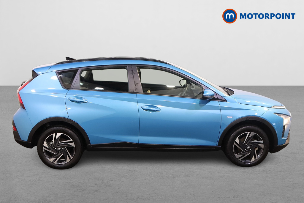 Hyundai Bayon Se Connect Manual Petrol-Electric Hybrid SUV - Stock Number (1580235) - Drivers side