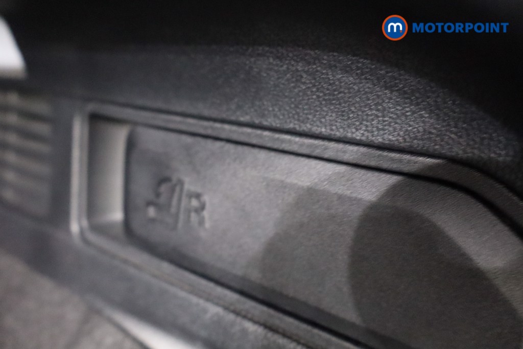 Ford Kuga St-Line Edition Automatic Petrol Plug-In Hybrid SUV - Stock Number (1580271) - 38th supplementary image