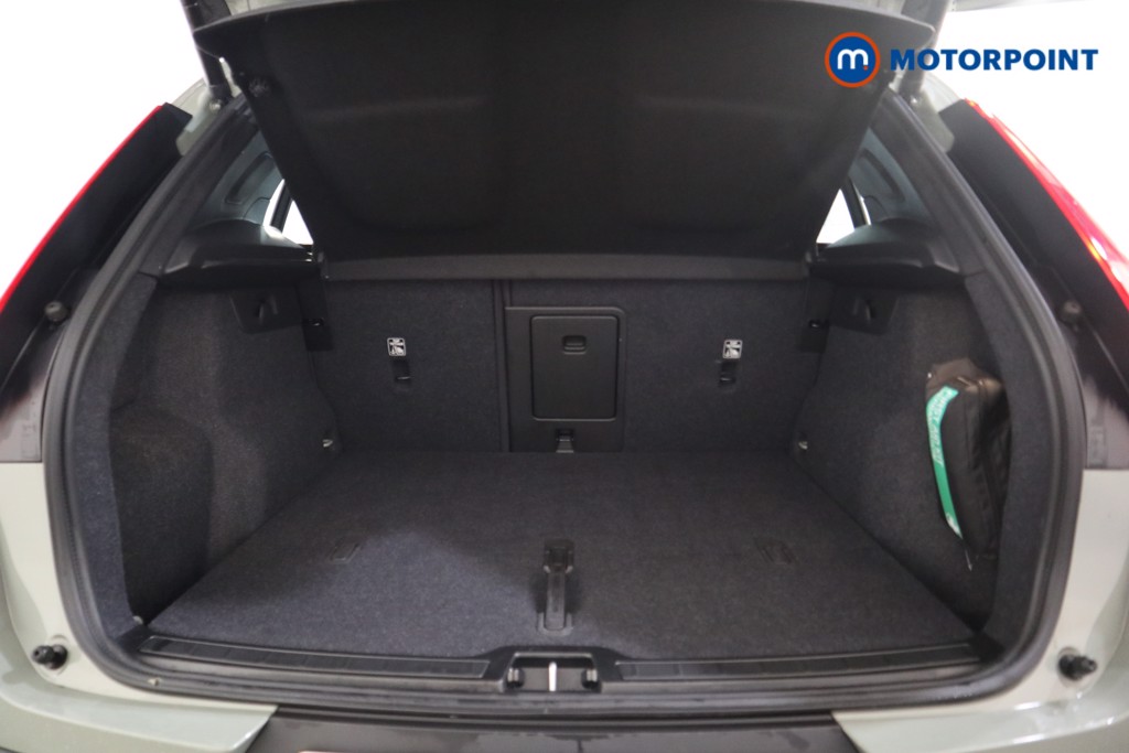 Volvo Xc40 Plus Automatic Petrol SUV - Stock Number (1580361) - 14th supplementary image