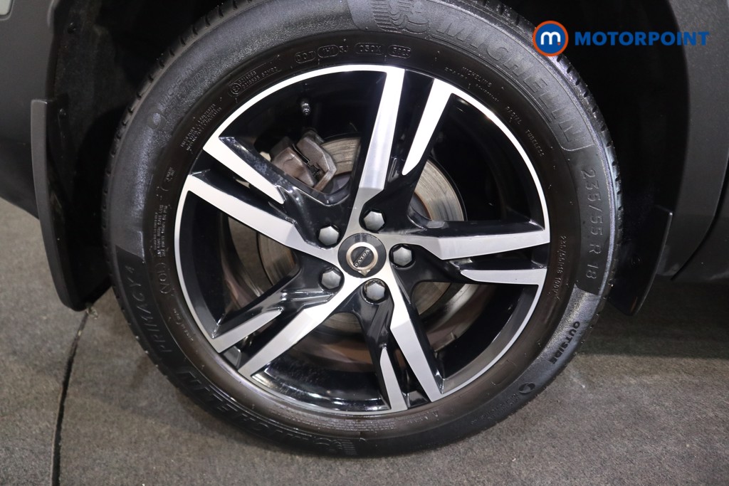 Volvo Xc40 Plus Automatic Petrol SUV - Stock Number (1580361) - 16th supplementary image