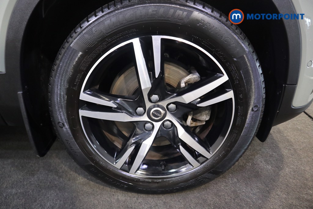 Volvo Xc40 Plus Automatic Petrol SUV - Stock Number (1580361) - 17th supplementary image