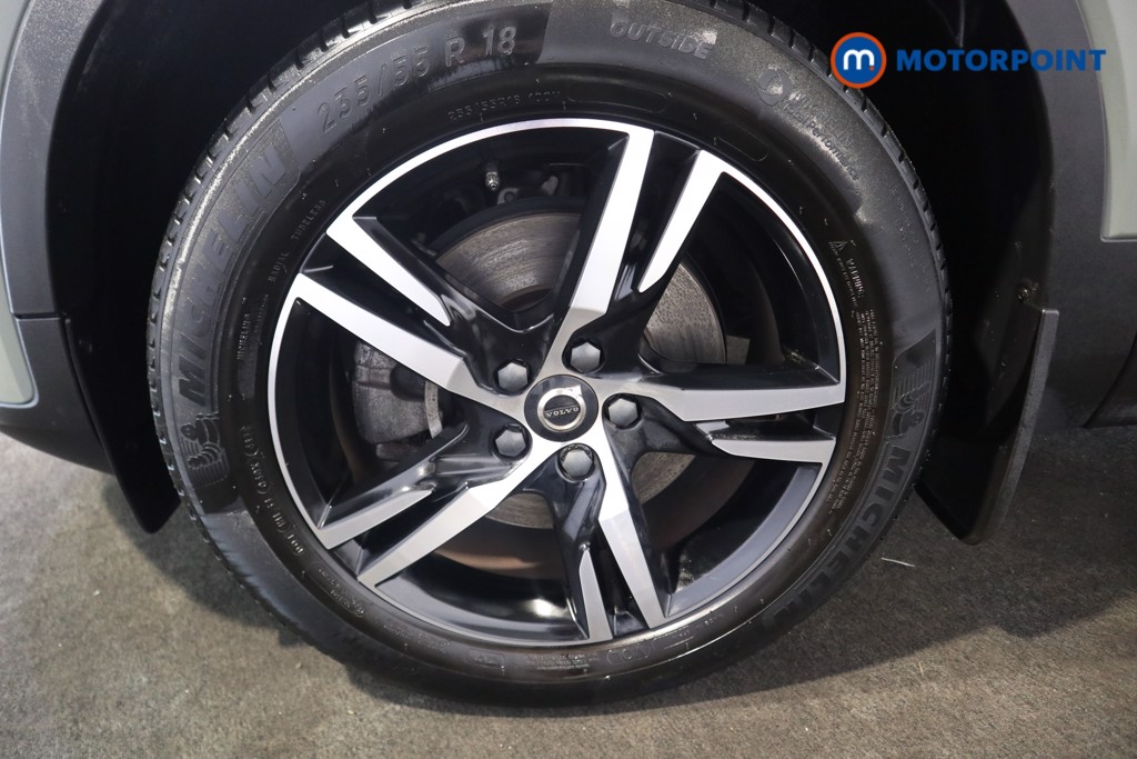 Volvo Xc40 Plus Automatic Petrol SUV - Stock Number (1580361) - 18th supplementary image
