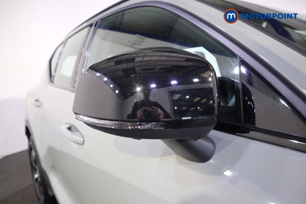Volvo Xc40 Plus Automatic Petrol SUV - Stock Number (1580361) - 23rd supplementary image