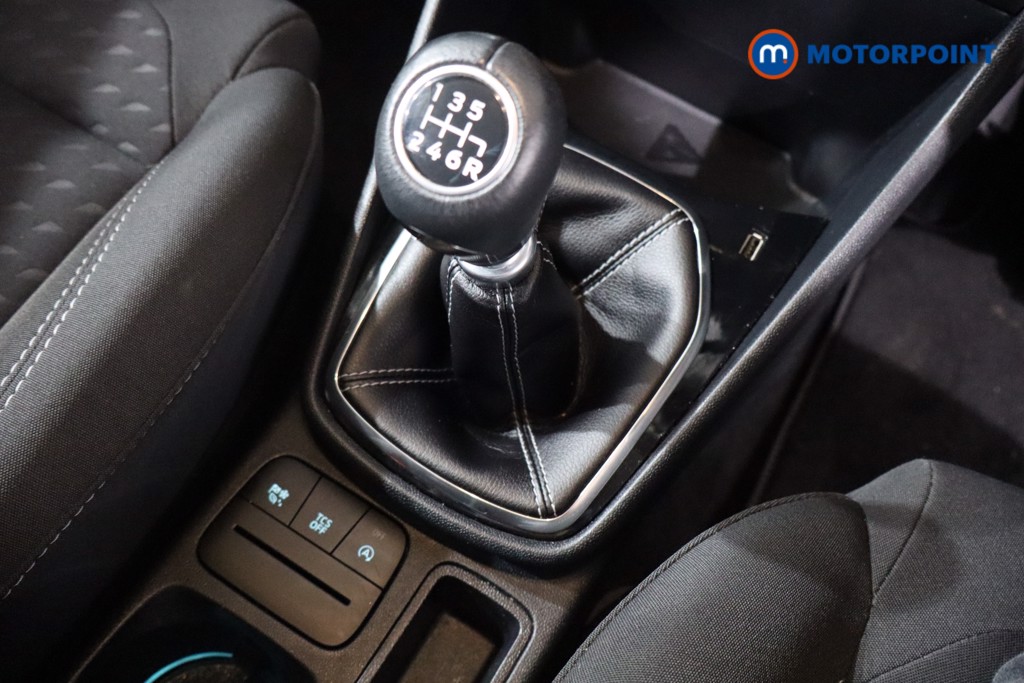 Ford Fiesta Titanium Manual Petrol Hatchback - Stock Number (1580390) - 14th supplementary image