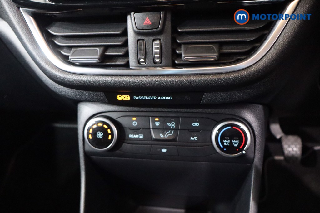Ford Fiesta Titanium Manual Petrol Hatchback - Stock Number (1580390) - 16th supplementary image
