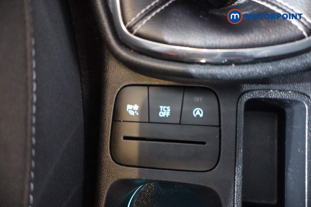 Ford Fiesta Titanium Manual Petrol Hatchback - Stock Number (1580390) - 21st supplementary image