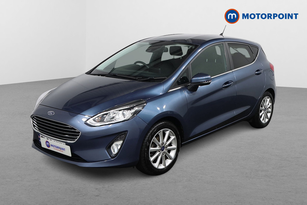 Ford Fiesta Titanium Manual Petrol Hatchback - Stock Number (1580390) - Passenger side front corner