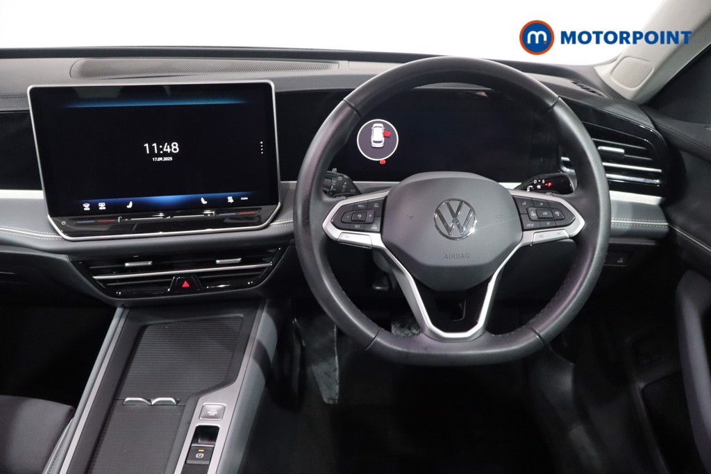 Volkswagen Passat Life Automatic Petrol Plug-In Hybrid Estate - Stock Number (1580434) - 3rd supplementary image