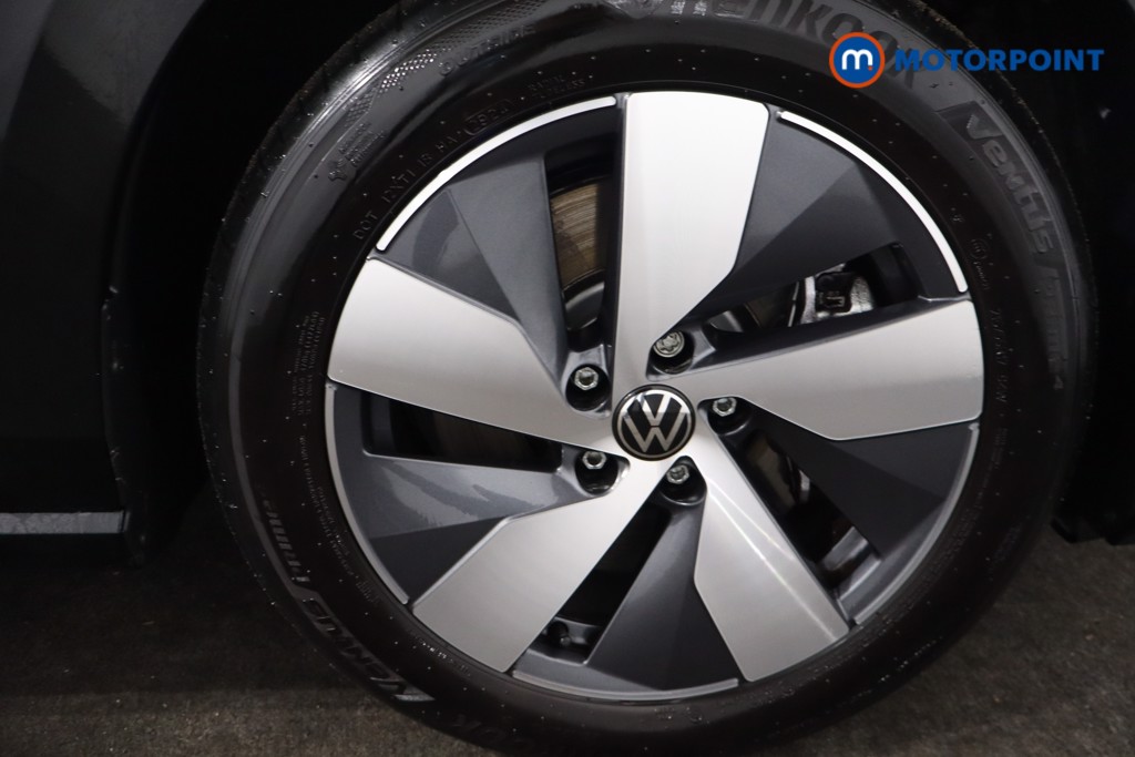 Volkswagen Passat Life Automatic Petrol Plug-In Hybrid Estate - Stock Number (1580434) - 10th supplementary image