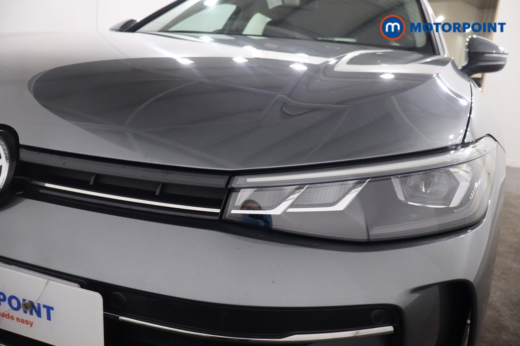 Volkswagen Passat Life Automatic Petrol Plug-In Hybrid Estate - Stock Number (1580434) - 27th supplementary image