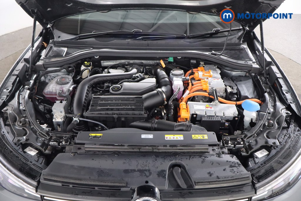 Volkswagen Passat Life Automatic Petrol Plug-In Hybrid Estate - Stock Number (1580434) - 31st supplementary image