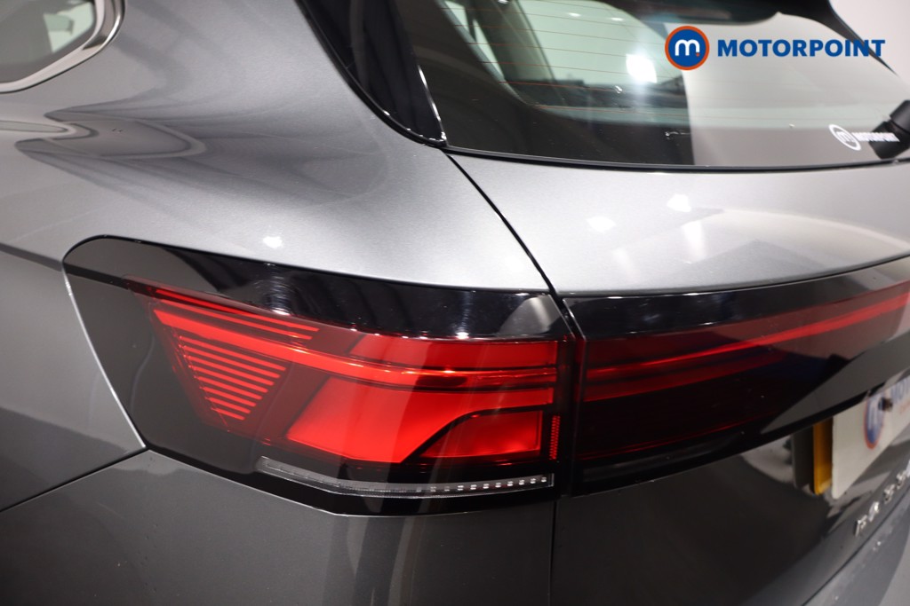 Volkswagen Passat Life Automatic Petrol Plug-In Hybrid Estate - Stock Number (1580434) - 33rd supplementary image