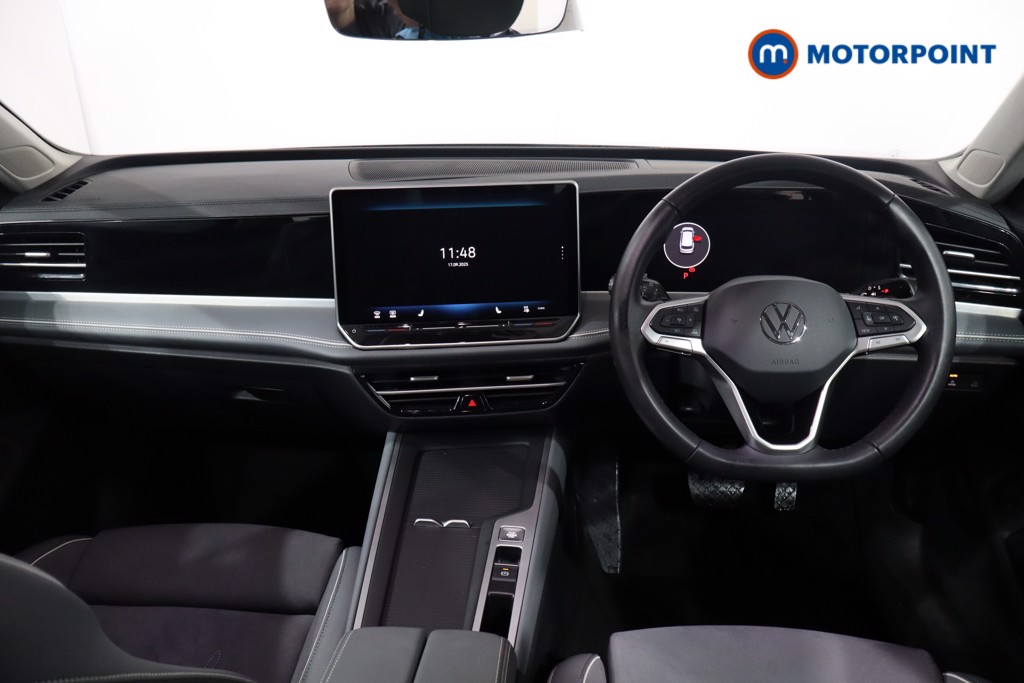 Volkswagen Passat Life Automatic Petrol Plug-In Hybrid Estate - Stock Number (1580434) - 1st supplementary image