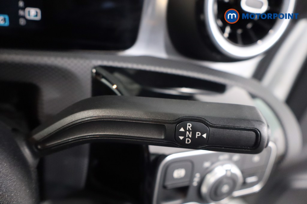 Mercedes-Benz CLA Amg Line Automatic Petrol Estate - Stock Number (1580437) - 14th supplementary image