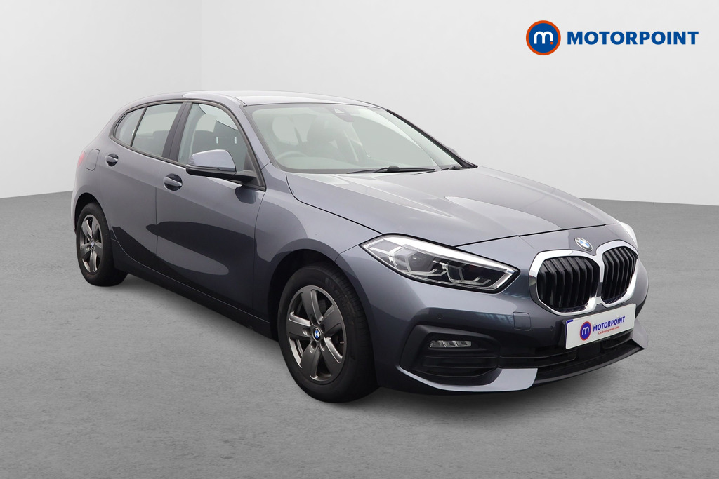 BMW 1 Series SE Manual Petrol Hatchback - Stock Number (1580488) - Drivers side front corner