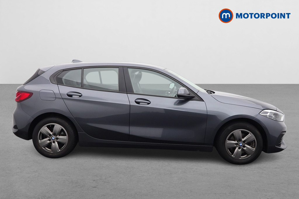 BMW 1 Series SE Manual Petrol Hatchback - Stock Number (1580488) - Drivers side