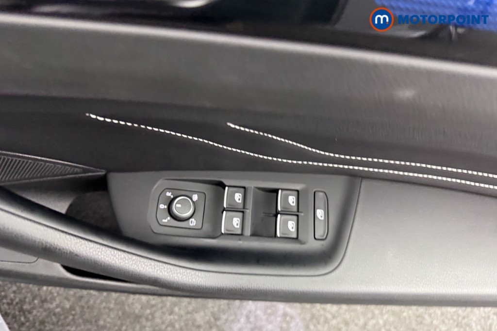Volkswagen Arteon R-Line Automatic Petrol Hatchback - Stock Number (1580751) - 15th supplementary image