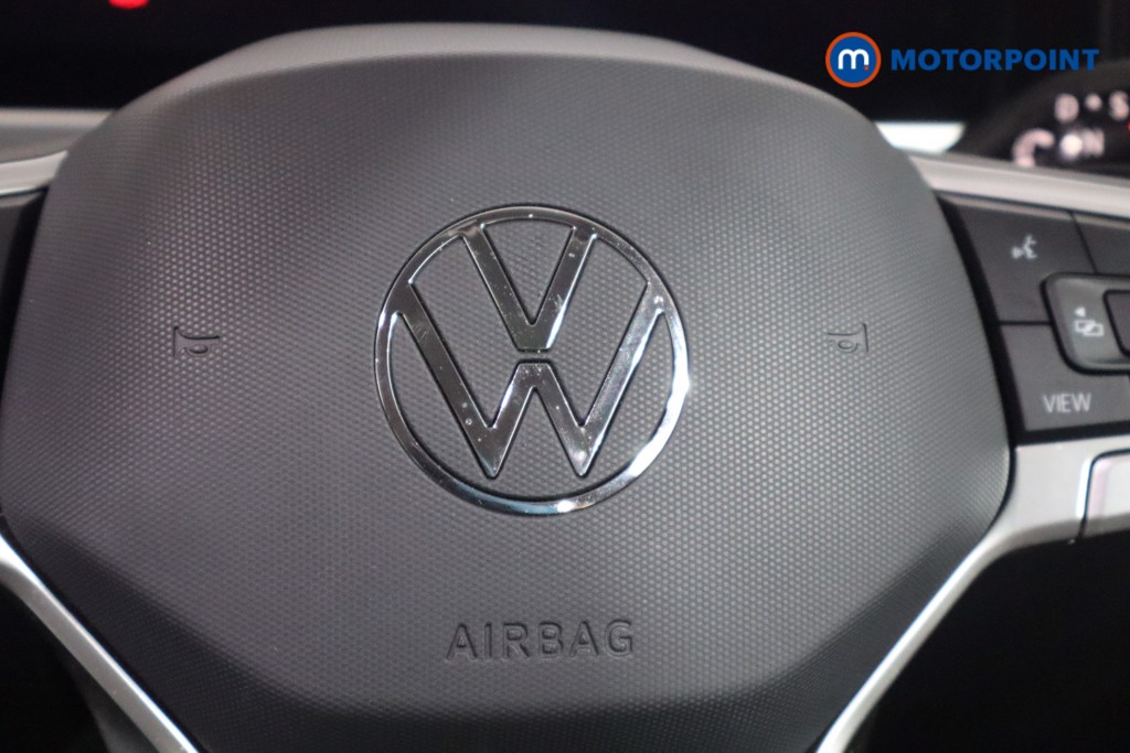 Volkswagen Passat Life Automatic Petrol Plug-In Hybrid Estate - Stock Number (1580767) - 15th supplementary image