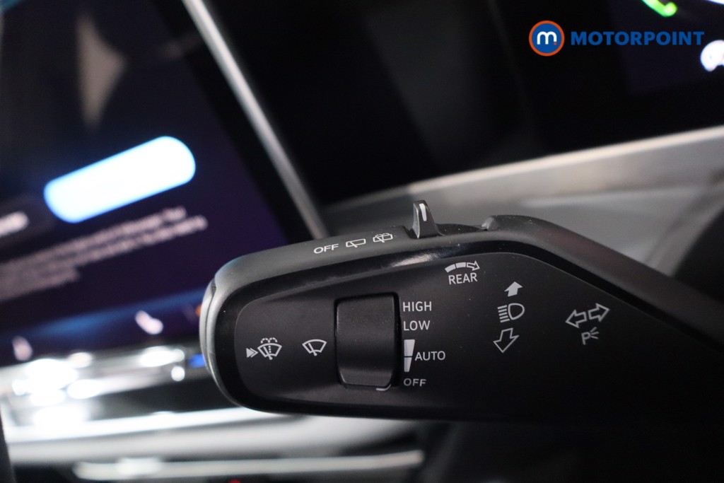 Volkswagen Passat Life Automatic Petrol Plug-In Hybrid Estate - Stock Number (1580767) - 16th supplementary image