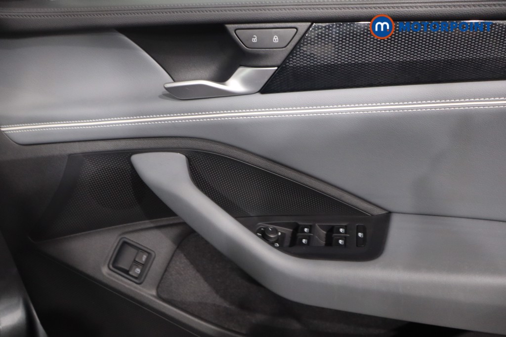 Volkswagen Passat Life Automatic Petrol Plug-In Hybrid Estate - Stock Number (1580767) - 20th supplementary image