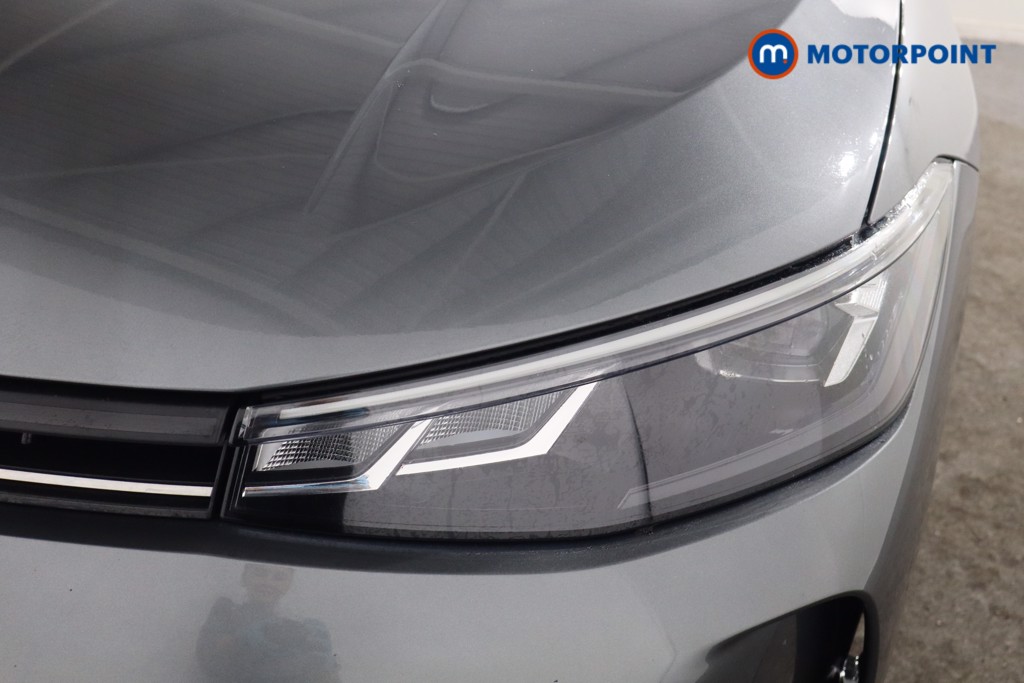 Volkswagen Passat Life Automatic Petrol Plug-In Hybrid Estate - Stock Number (1580767) - 25th supplementary image