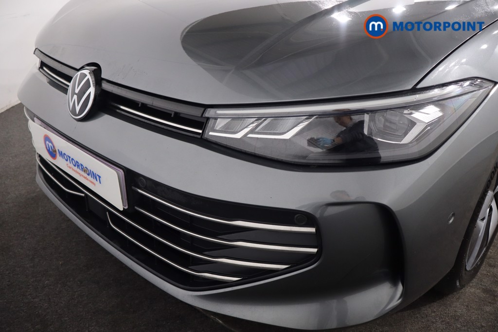Volkswagen Passat Life Automatic Petrol Plug-In Hybrid Estate - Stock Number (1580767) - 27th supplementary image