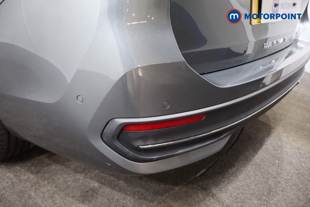 Volkswagen Passat Life Automatic Petrol Plug-In Hybrid Estate - Stock Number (1580767) - 32nd supplementary image