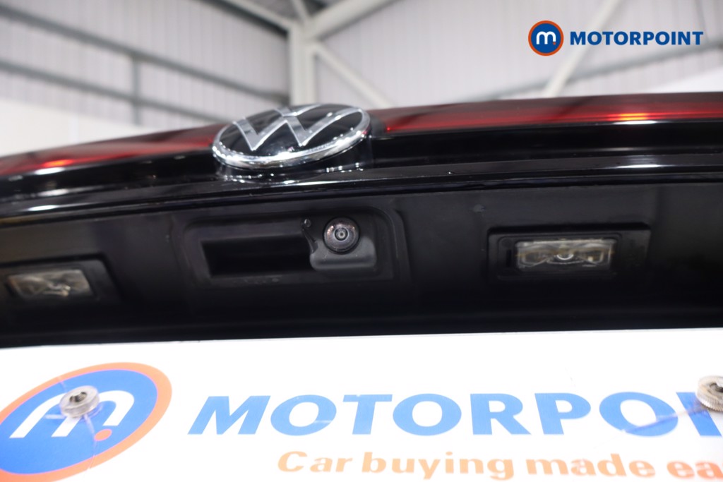 Volkswagen Passat Life Automatic Petrol Plug-In Hybrid Estate - Stock Number (1580767) - 34th supplementary image